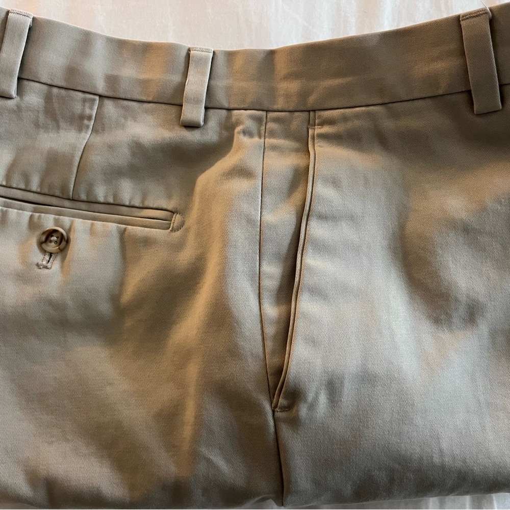 KIRKLAND Signature Men’s Chino Pants, Size 34 x 30 - Picture 6 of 9